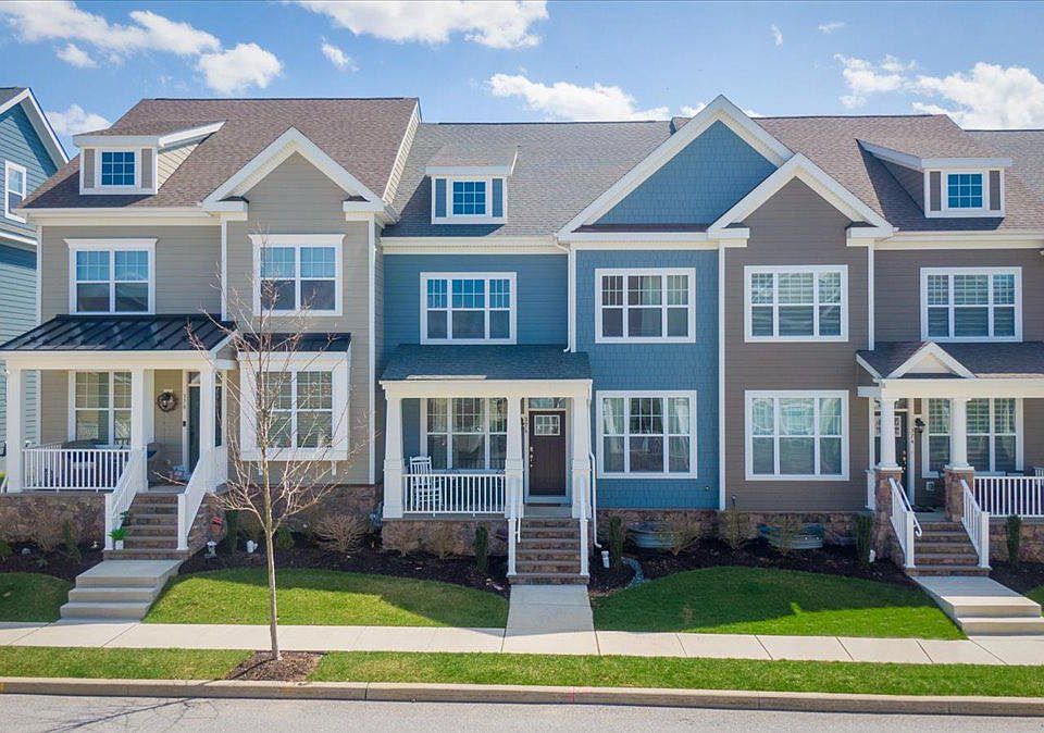 1st image of 376 Quigley Dr