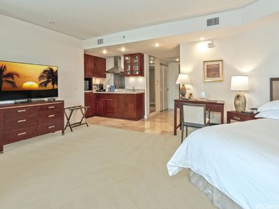 223 Saratoga Rd #1212, Honolulu, HI, 96815