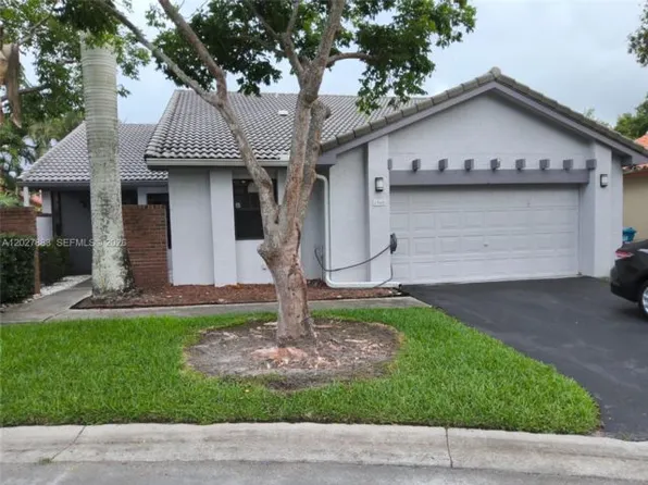 1960 Sacramento, Weston, FL 33326