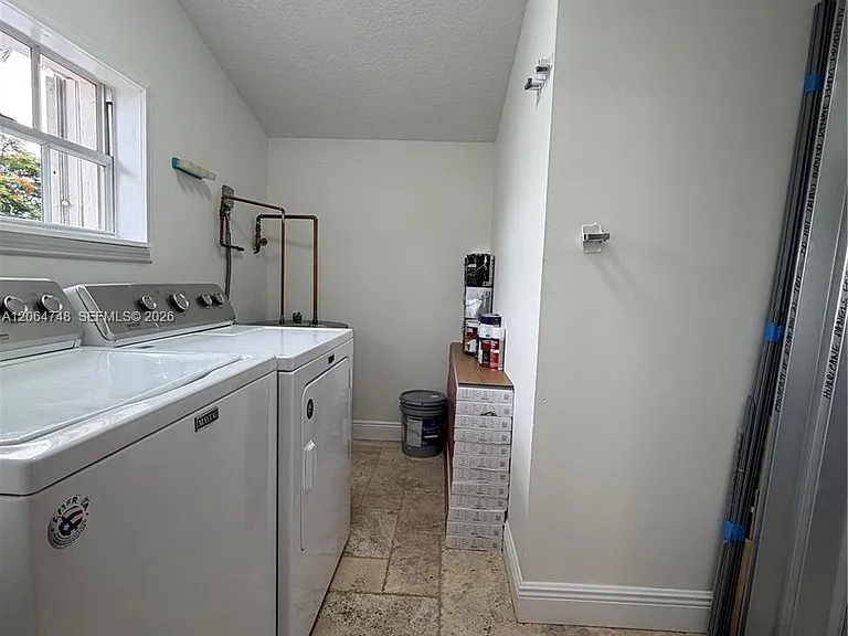 6746 SW 32nd Ter — Photo 11