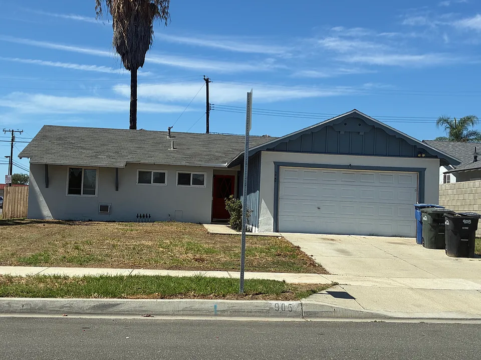 905 N Humboldt Ave