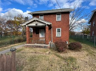 357 Ohio Ave, Clairton, PA 15025