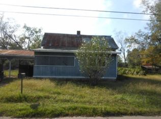 408 Church St, Broxton, GA 31519