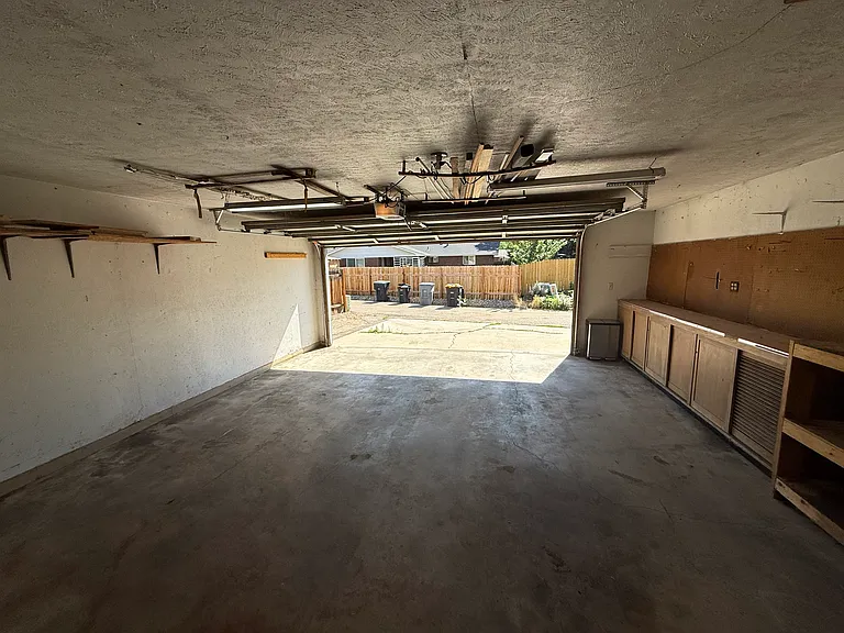 1200 Sunset St — Photo 17