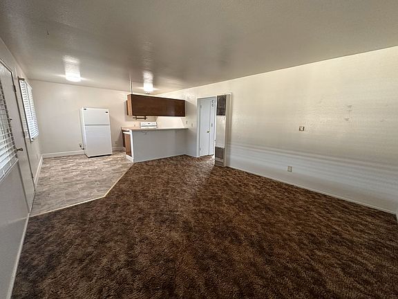 4th image of 930 Paiute Ln APT 2