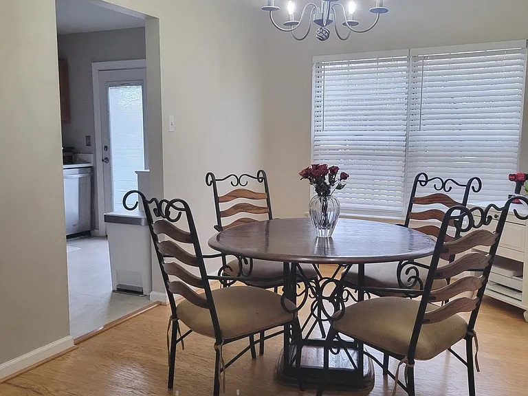 2507 Assabet Ct — Photo 7