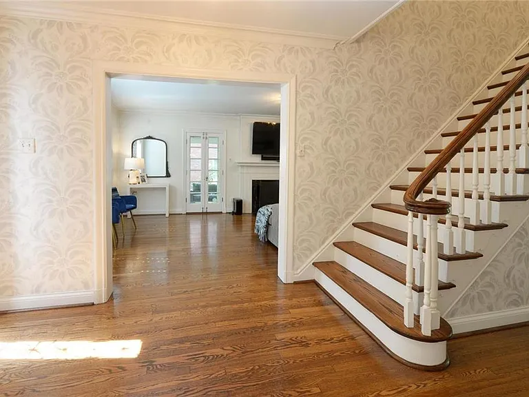 937 S Bemiston Ave — Photo 17