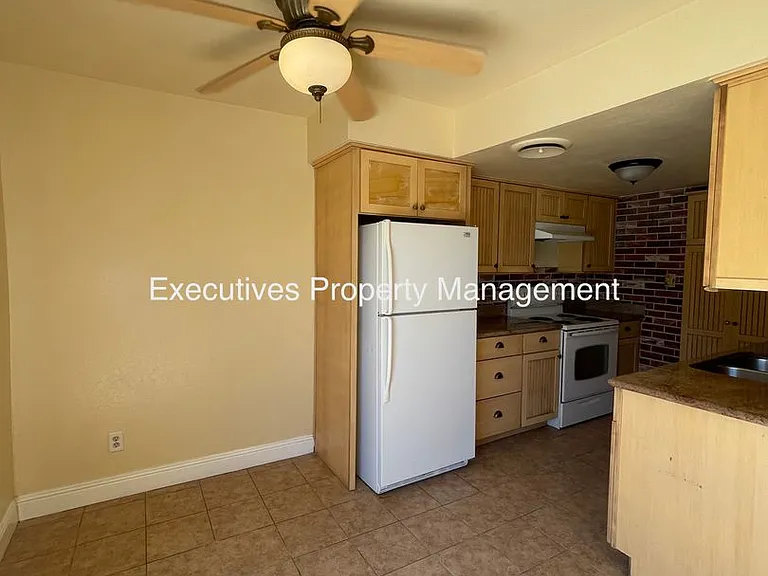 4909 N Winery Cir #101 — Photo 7