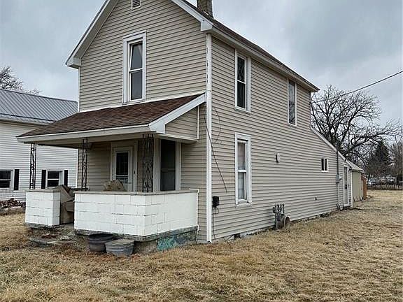 4th image of 932 McDougal St