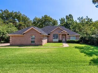 8911 Magnolia Vale Dr, Granbury, TX 76049