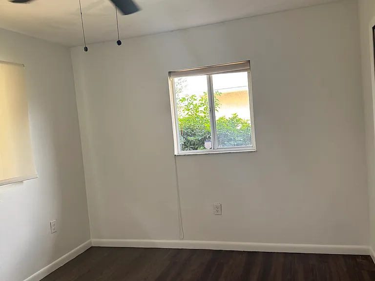 8056 New Jersey Blvd — Photo 14