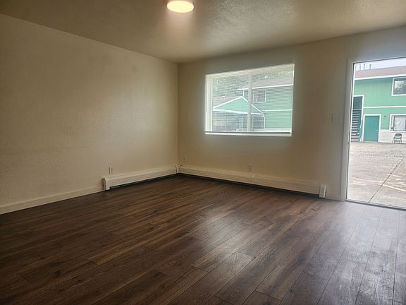 2nd image of 3289 Lombardy Ln APT B