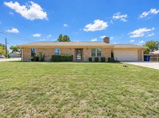 101 W Park St, Decatur, TX 76234