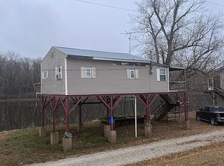 2860 250th St, Mediapolis, IA 52637