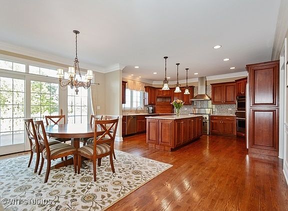 5th image of 10915 Green Manor Ct