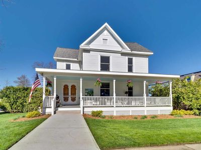 110 Division St, Petoskey, MI, 49770