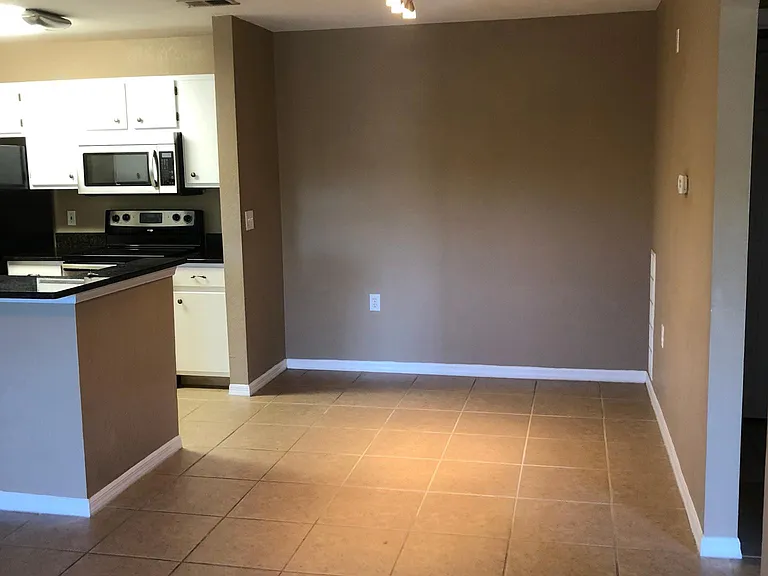 7424 Vista Way #206 — Photo 7