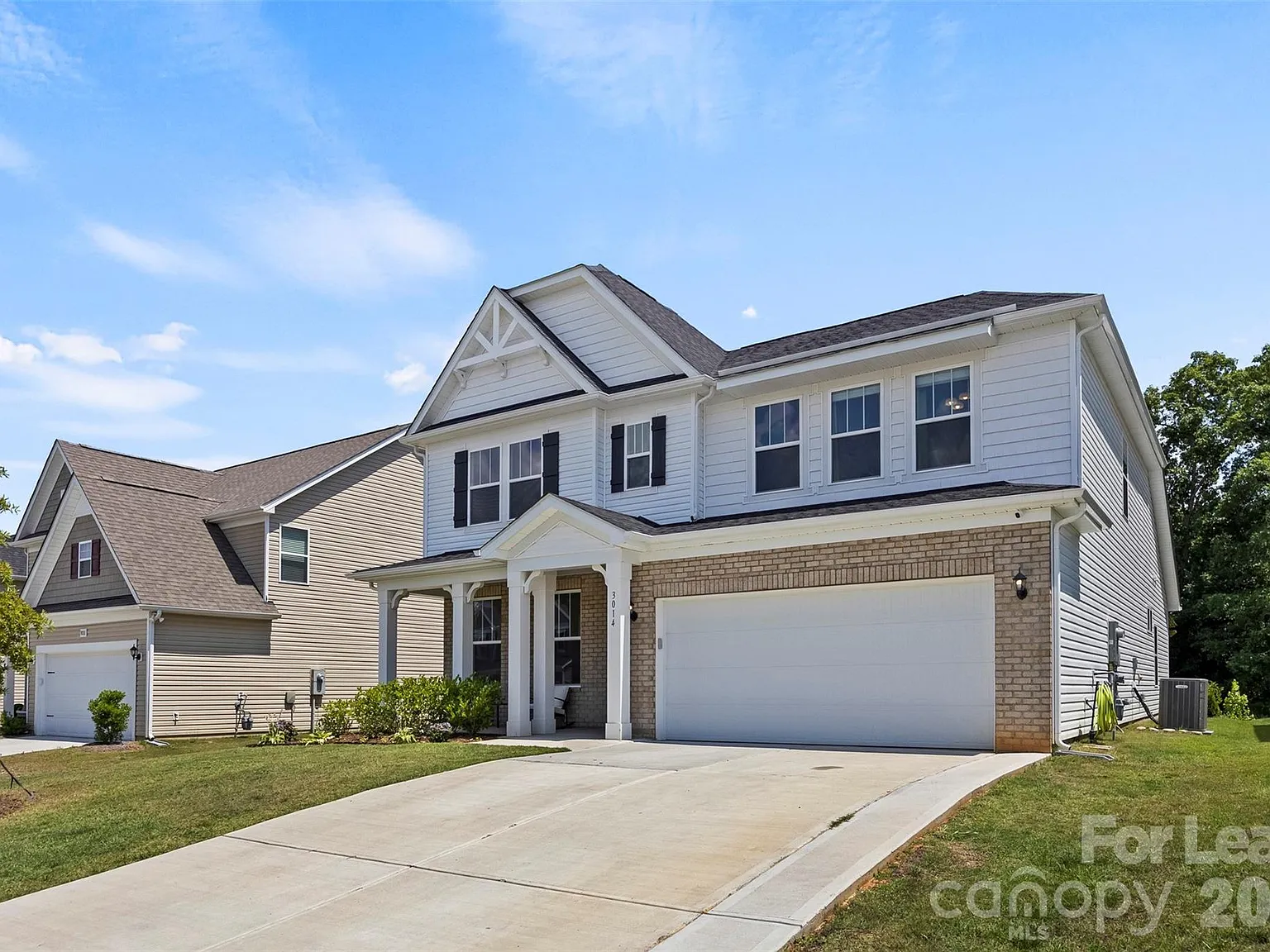 4 bed, 2.5 bath, 3371 sqft, $3,500 — Photo 2
