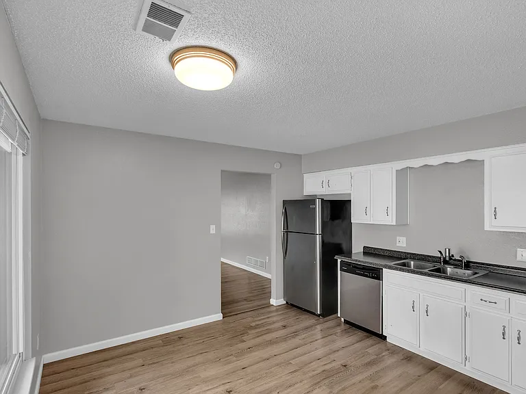9136 E 85th St #9136 — Photo 10