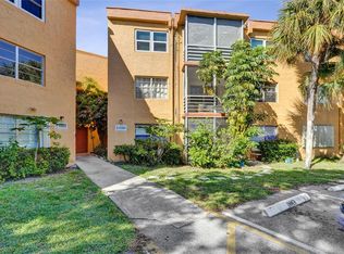 Heritage Circle, Deerfield Beach, FL 33064