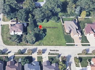 616 N 4th Ave, Addison, IL 60101