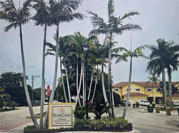 7628 S Stonecreek Cir #2, Hollywood, FL 33024