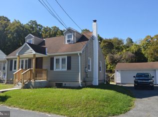 46 Mountain Spring Rd, Blandon, PA 19510