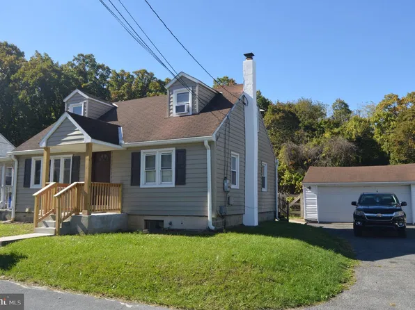 46 Mountain Spring Rd, Blandon, PA 19510