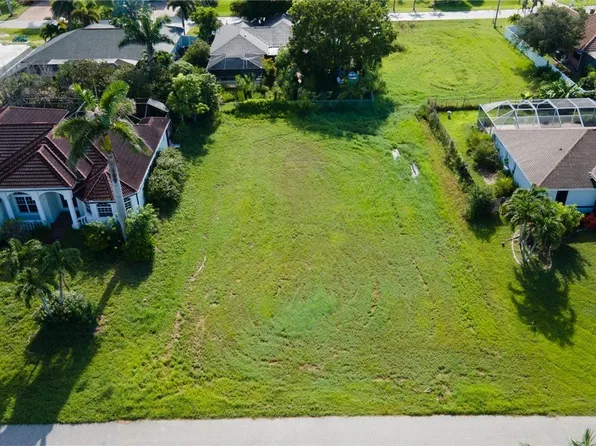 2537 SW 27th Pl, Cape Coral, FL 33914