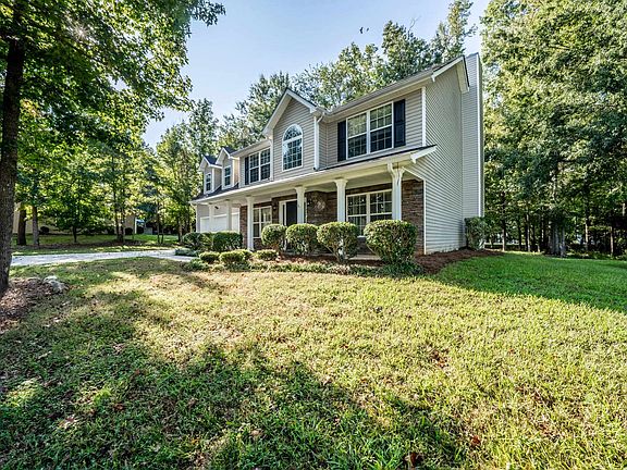 3rd image of 100 Wortham Dr