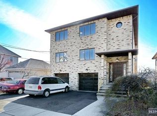 136 Madison St, Wood Ridge, NJ 07075