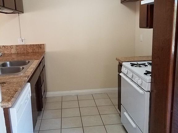 4th image of 13983 Astoria St APT 203