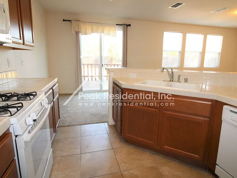 7388 Tisdale Way — Photo 4