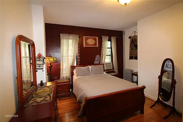 Rented by Corcoran | media 25