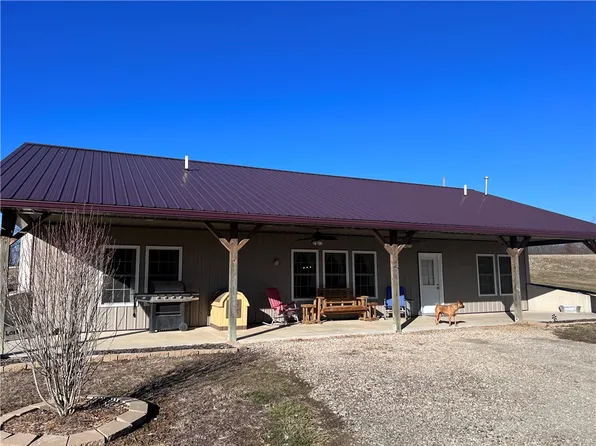 3224 N 2175th St, Beecher City, IL 62414