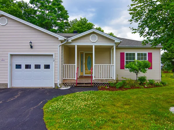 12 Erin Court, Milton, VT 05468