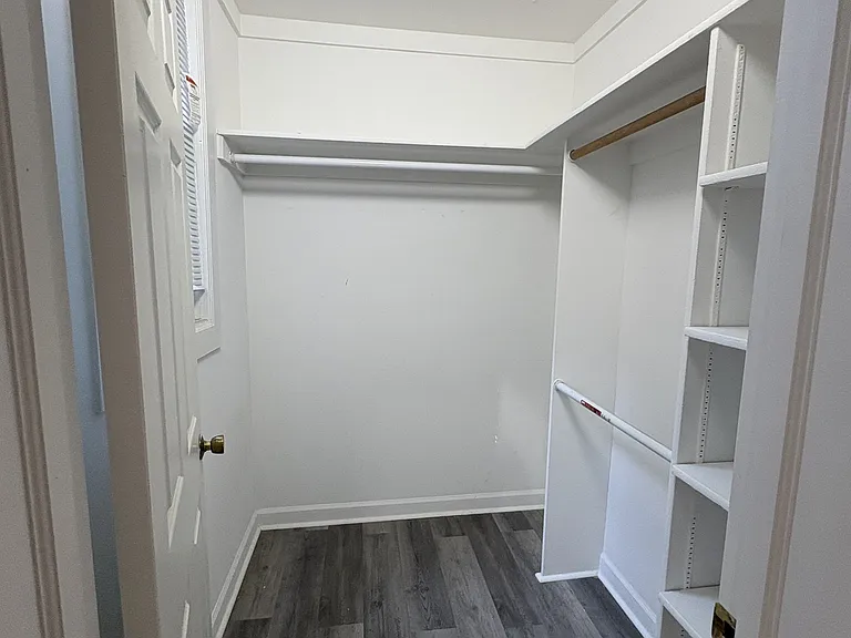 5136 S Blackstone Ave #36-1F — Photo 8
