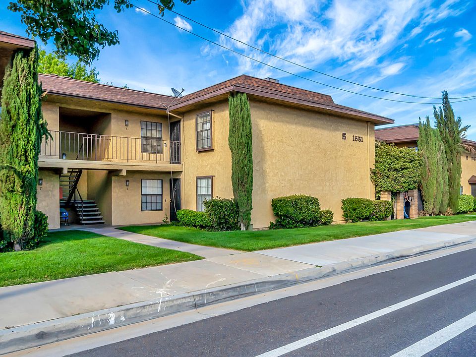 1st image of 1551 W Avenue L Unit 6