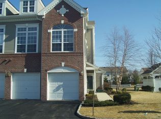 608 Rosewood Dr #608, Union, NJ 07083