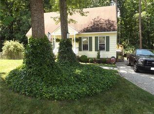 1736 Woodyshade Cir, North Chesterfield, VA 23235