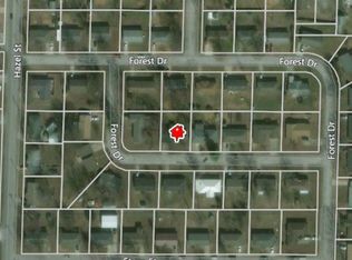 2034 Forest Dr, Carthage, MO 64836