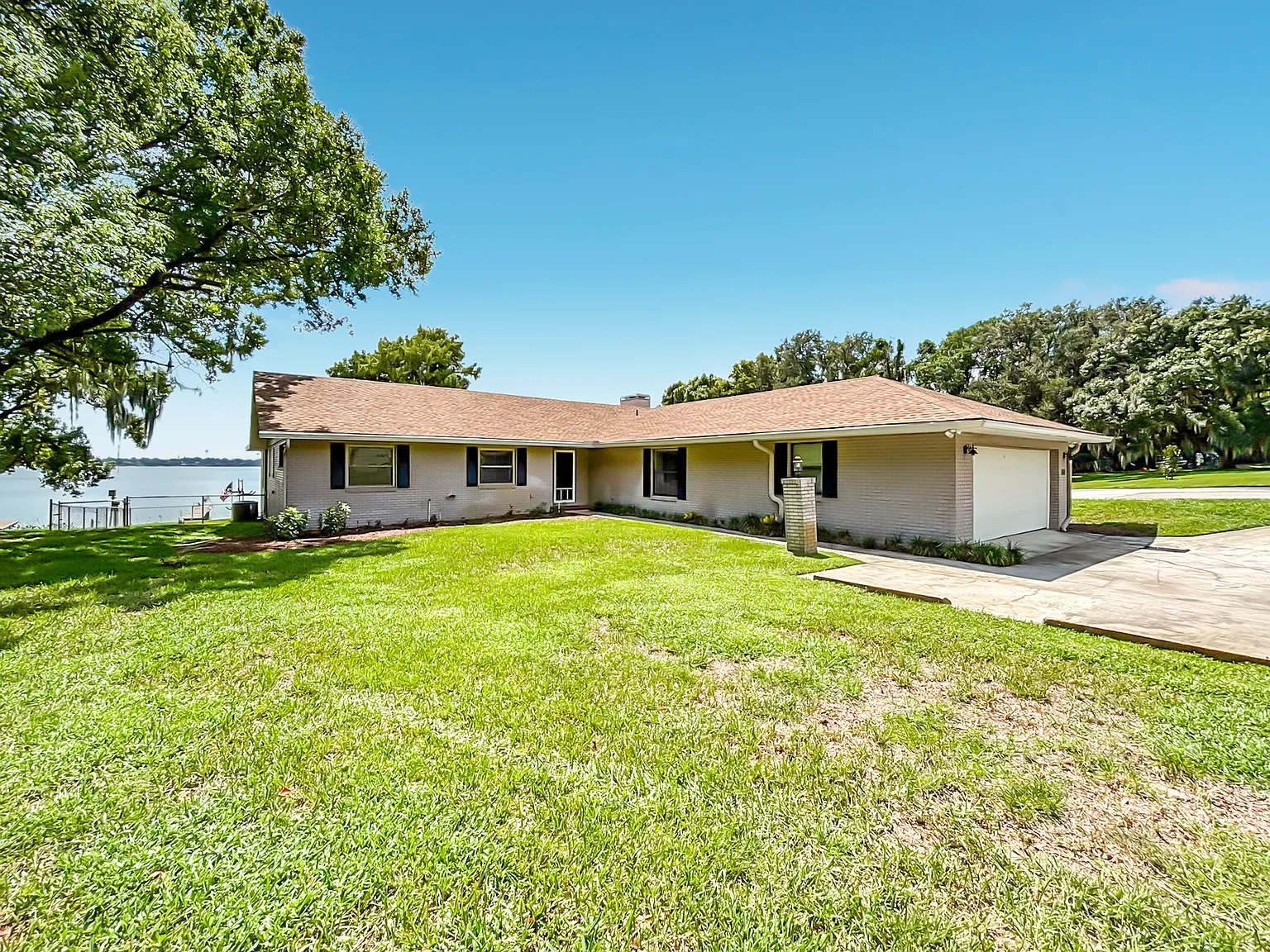 2720 Crystal Beach Road — Photo 3