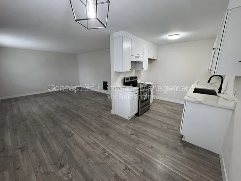 9840 Cedar St #9 — Photo 12