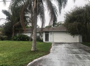 1140 SW Hunnicut Ave, Port Saint Lucie, FL 34953