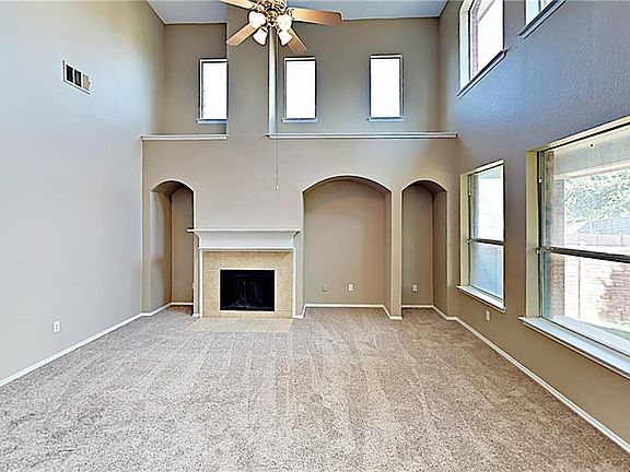 5th image of 457 Waterford Oaks Dr