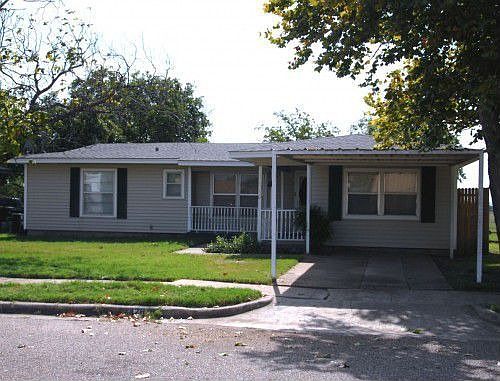 1st image of 1426 W 11th St