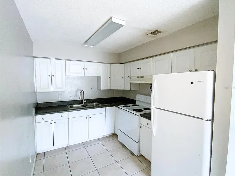 2205 Irene St #4 — Photo 3
