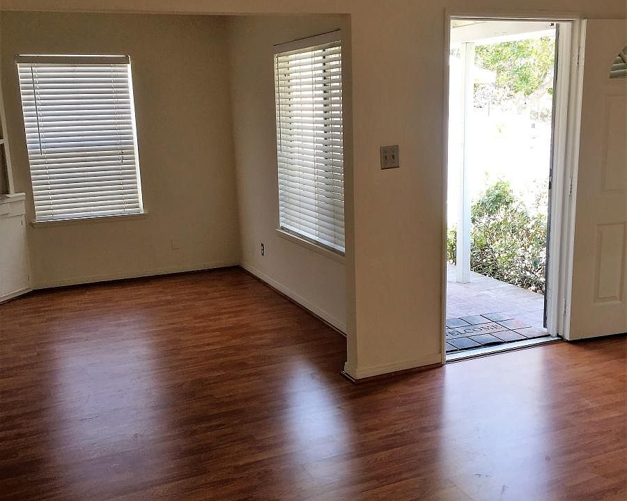 LIVING AND DINING ROOM