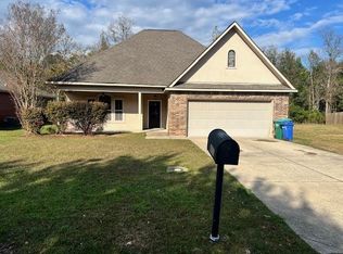 417 Whip St, Hammond, LA 70403