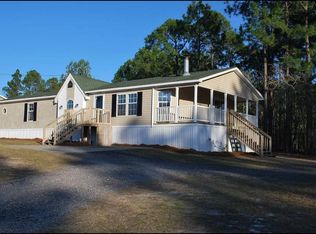 5 Charm Hill Rd, Lugoff, SC 29078
